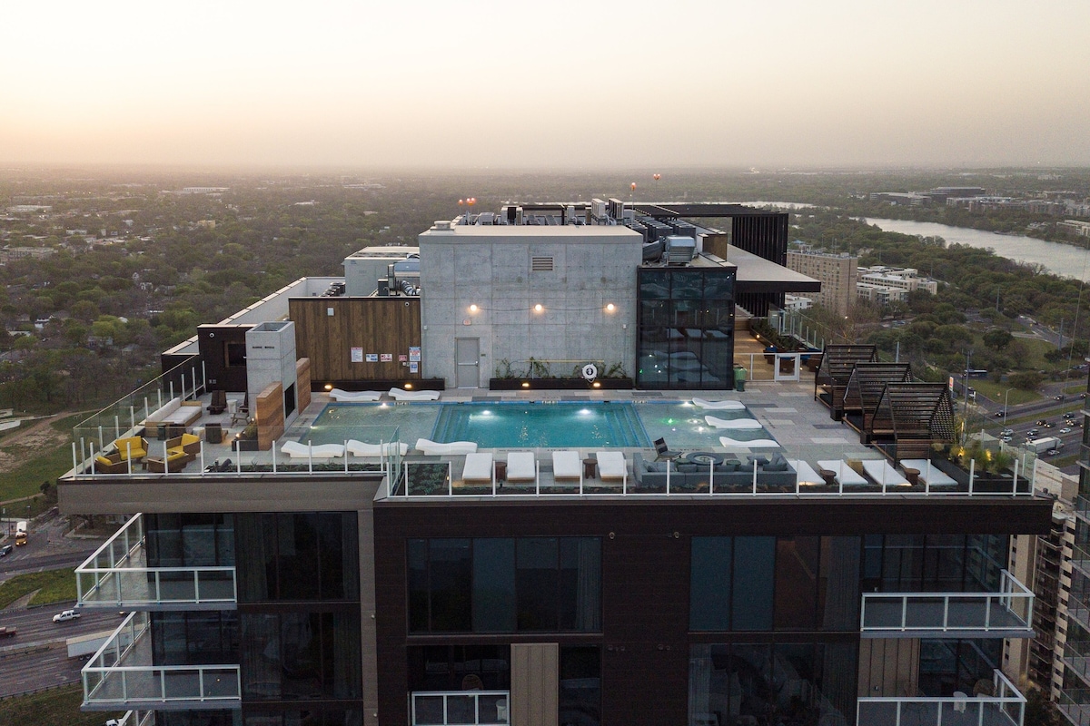 Search Over | Chic Escape | Skyline Pool Paradise