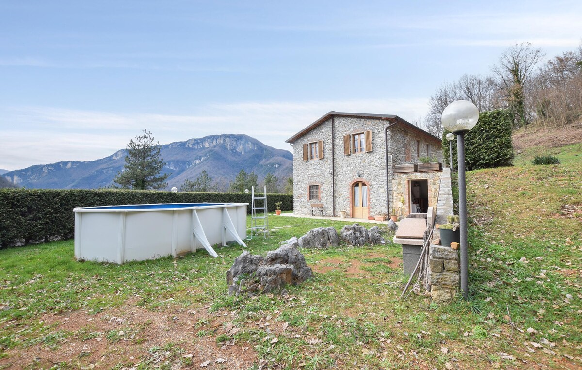 Gorgeous apartment in Borgo a Mozzano with WiFi