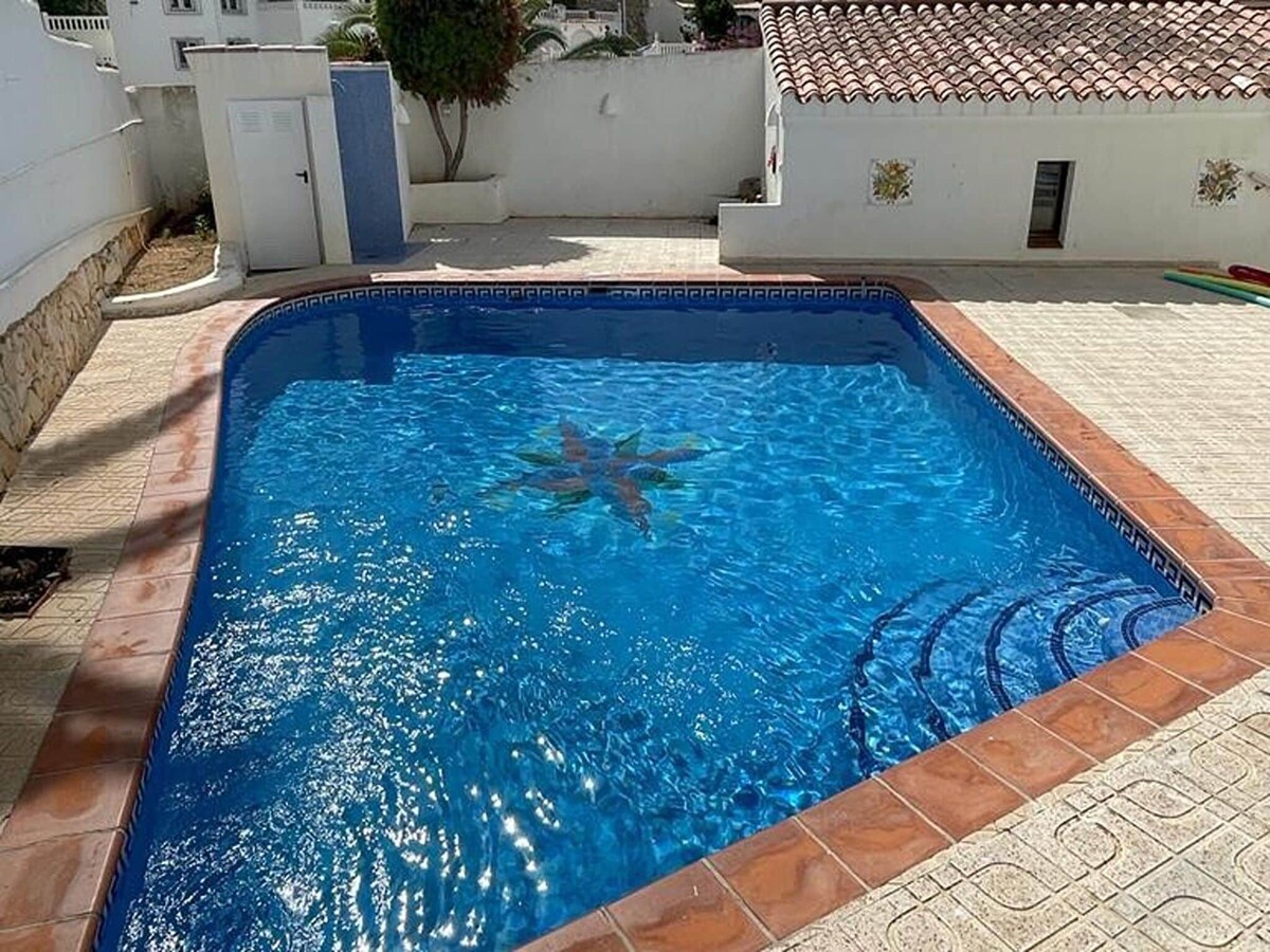 Villa with private pool in Moraira