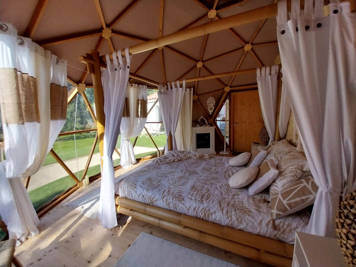 "M"anon Dome 26m2 and 50m2 relaxation area