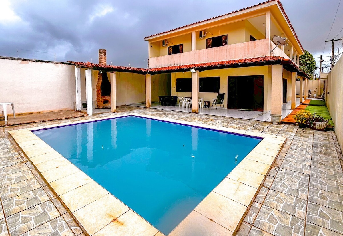 Casa com piscina a 350m da Praia do Croá / Alagoas