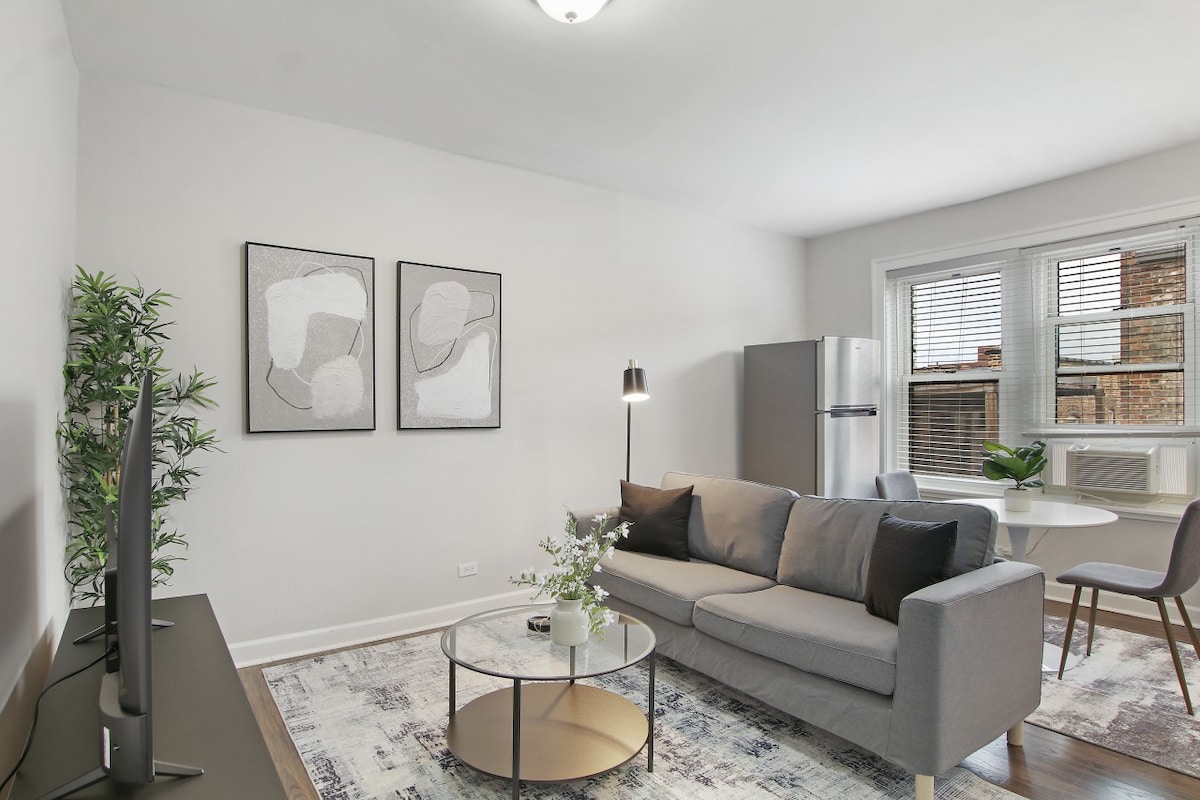 Modernly Equipped 1BR Apartment in Hyde Park