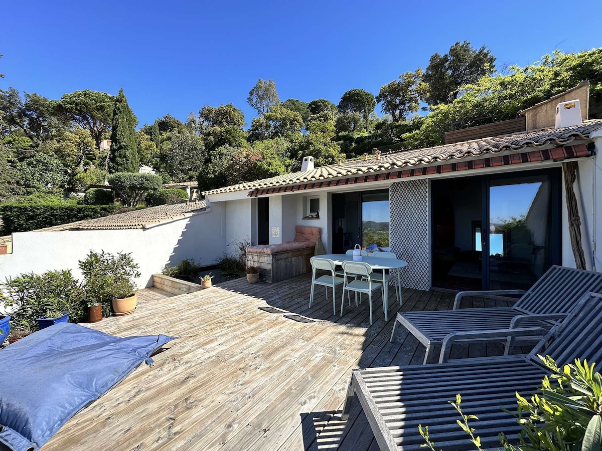 Mazet climatisé pour 4 personnes, avec piscine col