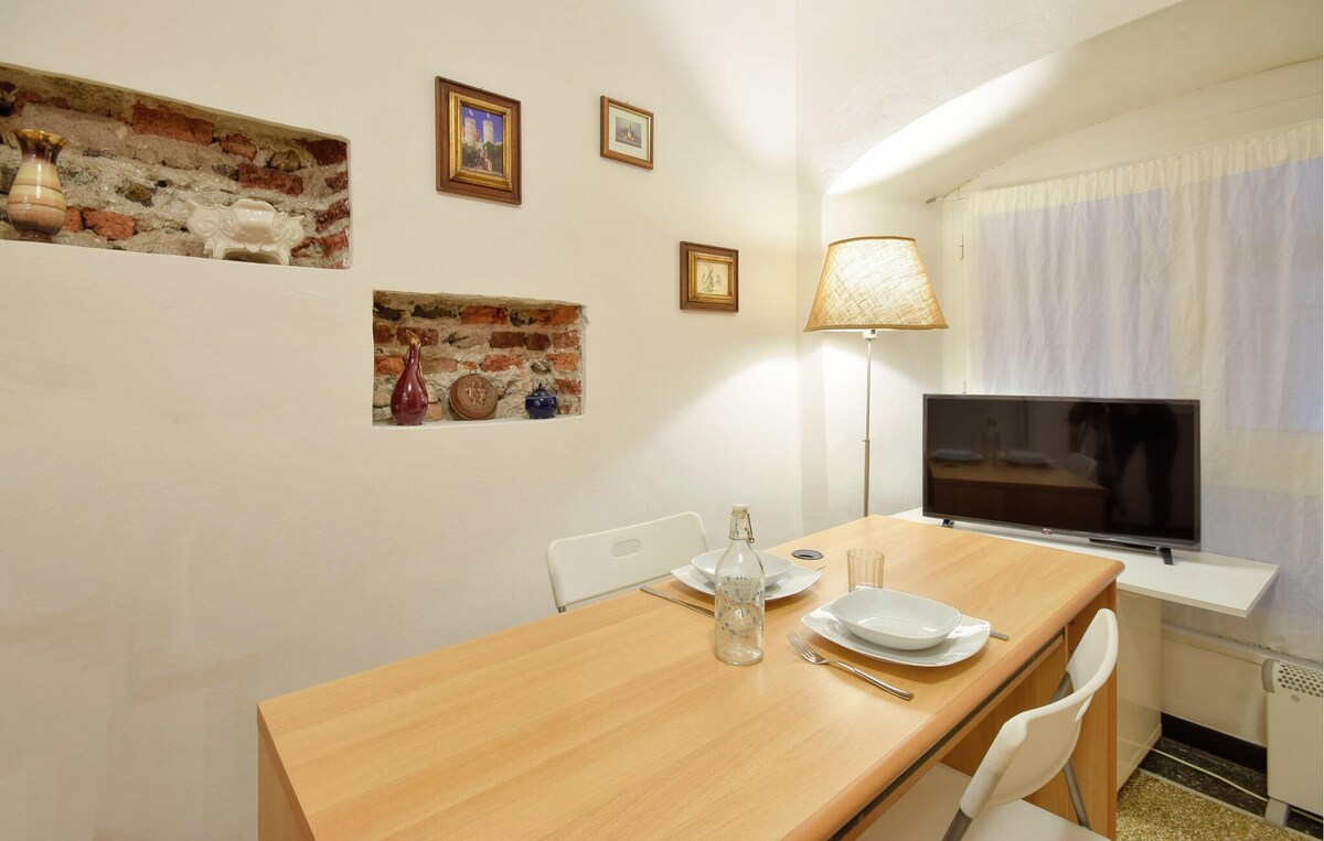 Amazing apartment in Genova with WiFi