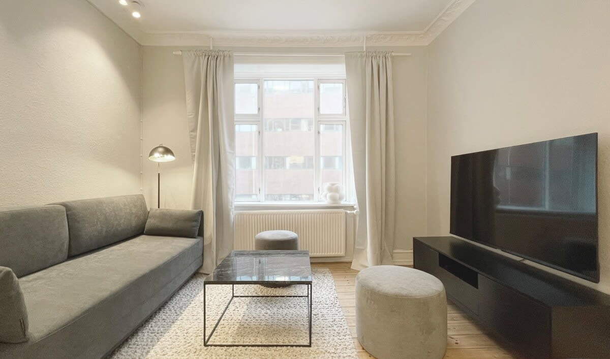Spacious Flat for up to 10 in CPH