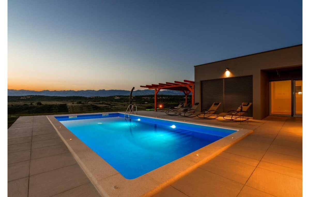 Modern villa Matak with heated pool