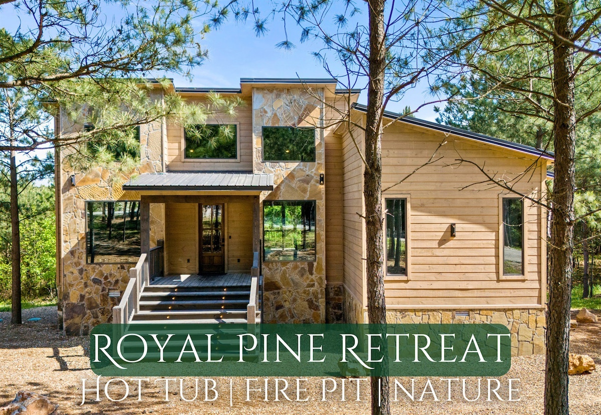 皇家松树度假屋（ Royal Pine Retreat ） -火坑、热水浴缸、露台