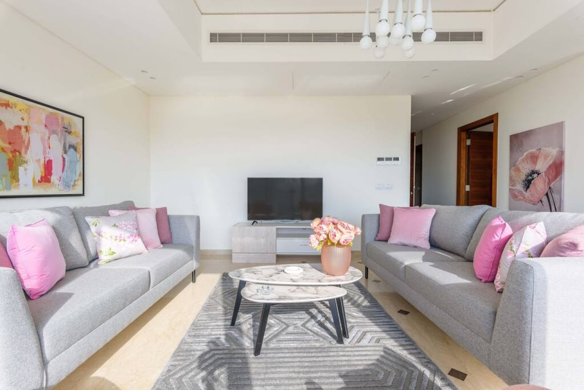 Shade 2-Bedroom Apartment in Saifi W/24-7 Power