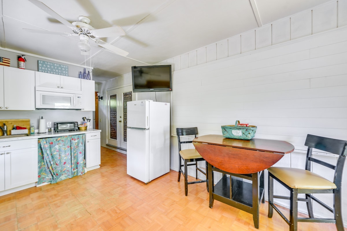 Cozy Sunset Beach Studio Rental Near Beach & Golf!