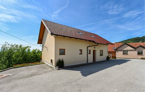 3 bedroom gorgeous home in Sveti Kriz
