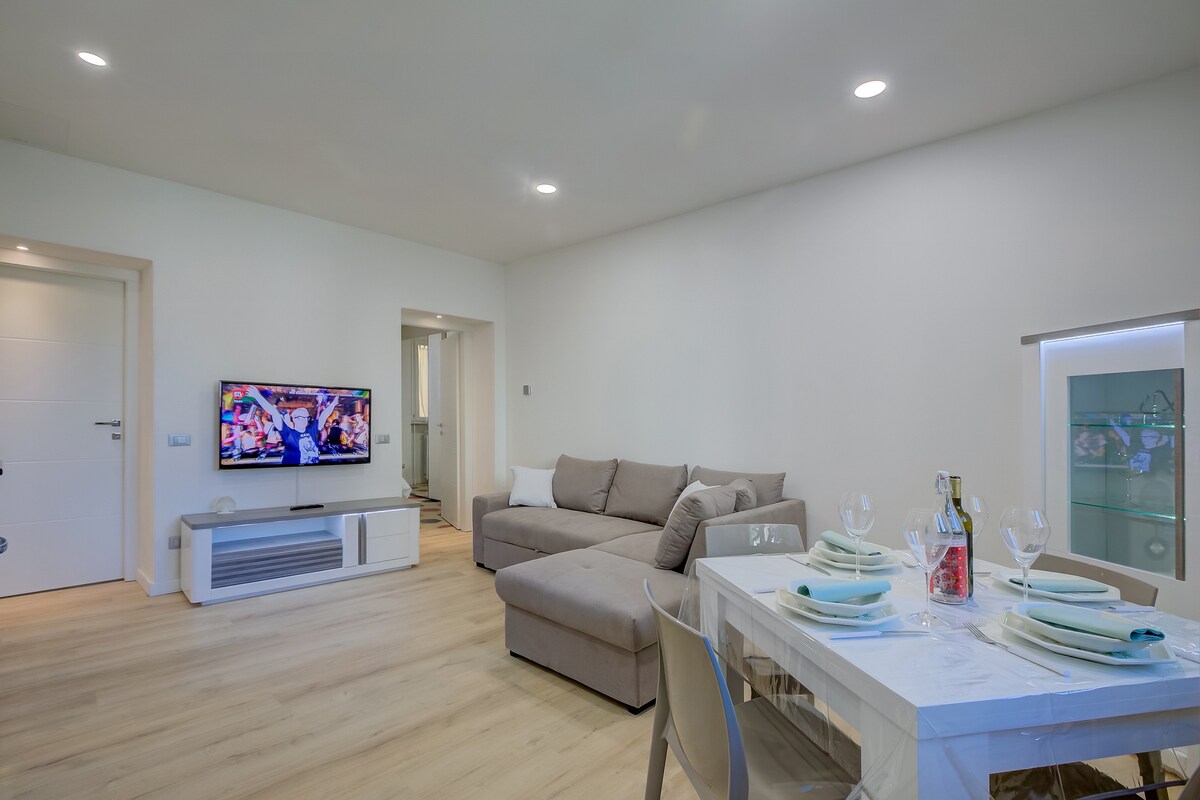 Patty Apartment – Laveno Center - Happy.Rentals