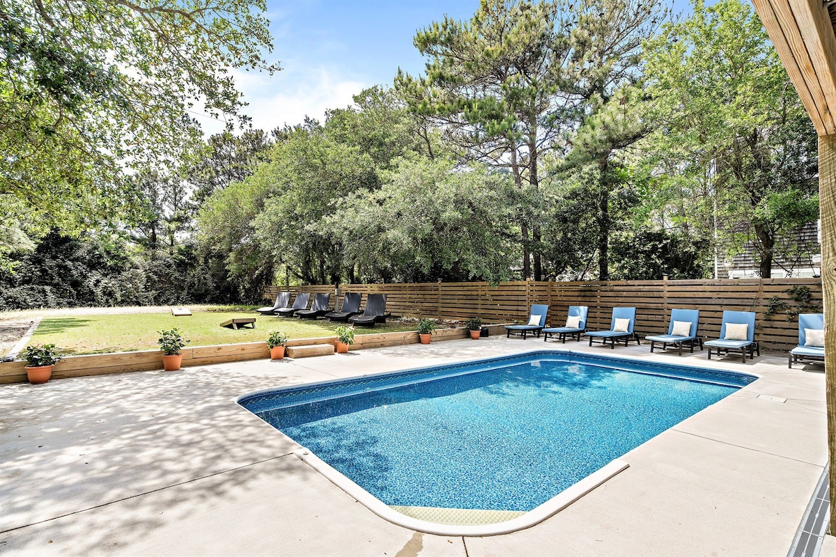 Perfect OBX Retreat! Heated Pool! Pet Friendly!