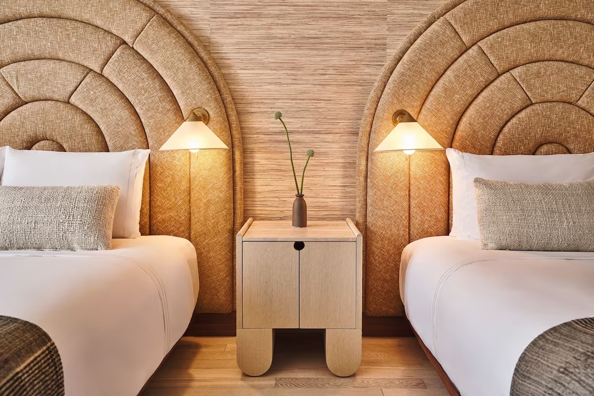2 Elegant Hotel Rooms Perfect for Romantic Trip