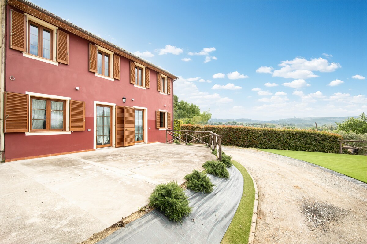 Colle Apartment with Swimming Pool