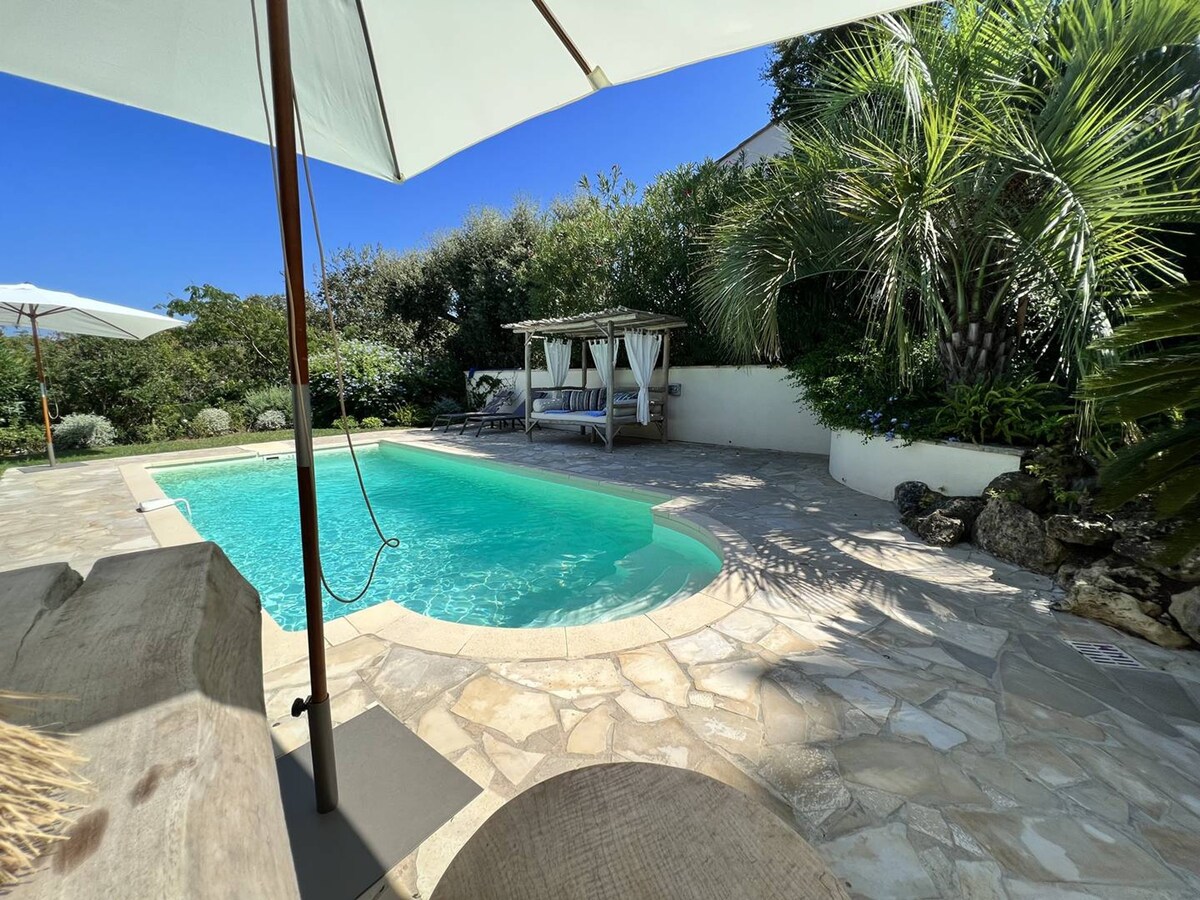Sublime villa 4 chambres piscine chauffée