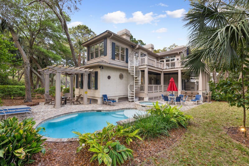 Stunning Sea Pines House-Private Pool, Golf Views