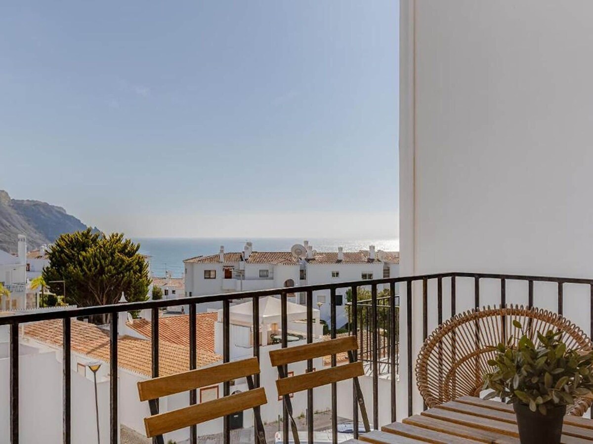 Apartment in Praia da Luz with sea view