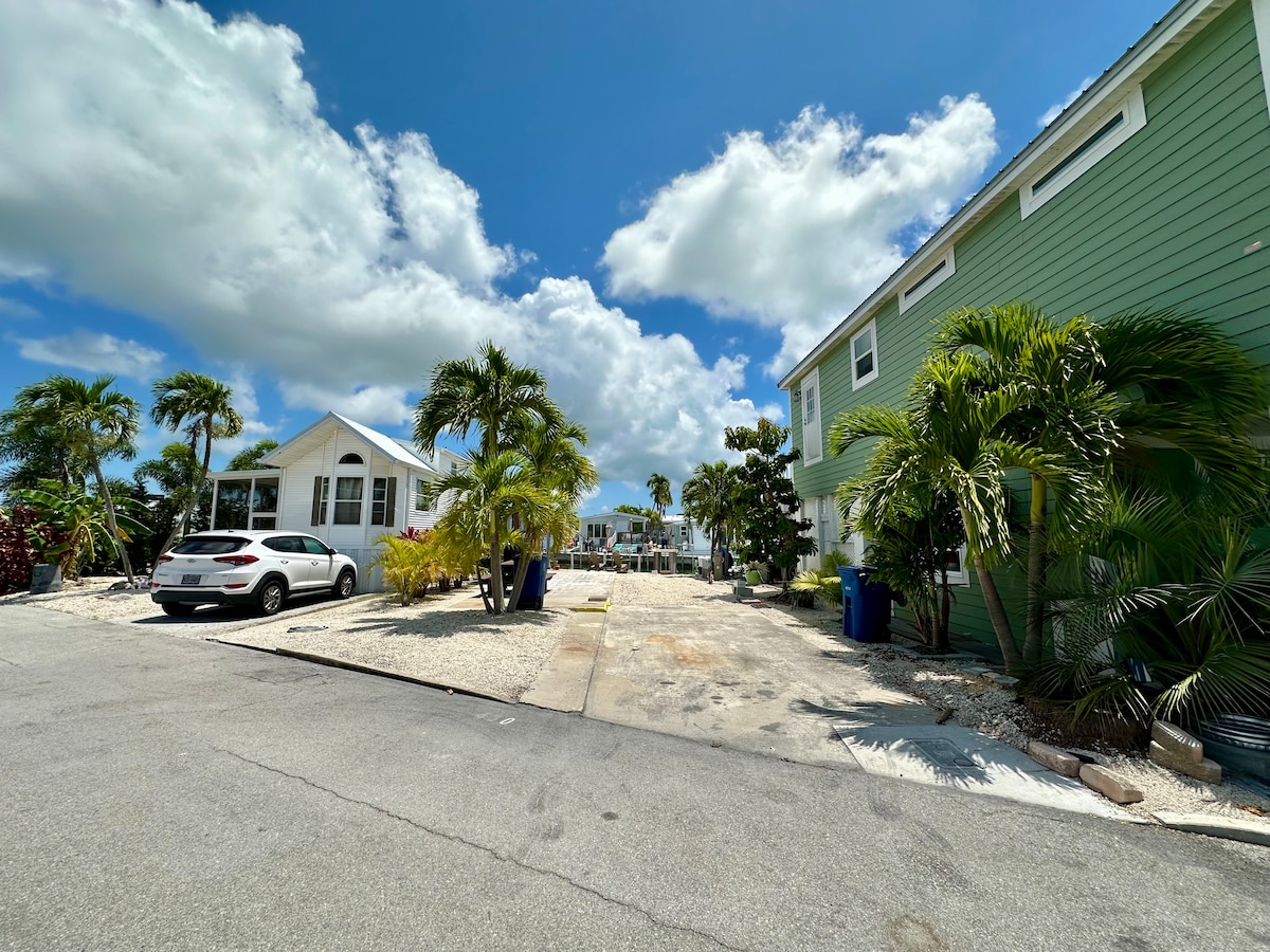 430 Empty RV Lot with 35' Seawall