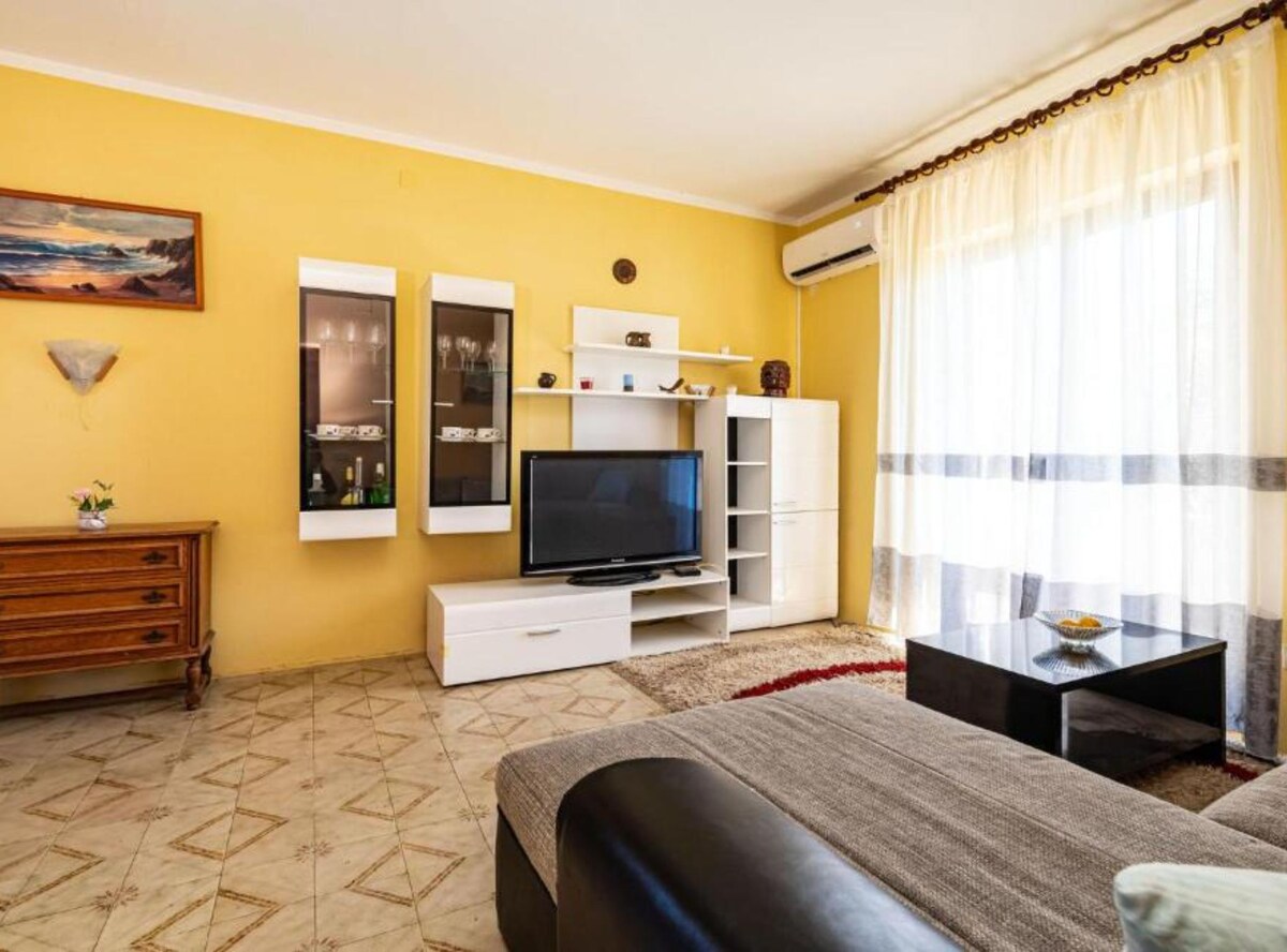 Two Bedroom Apartment with Terrace