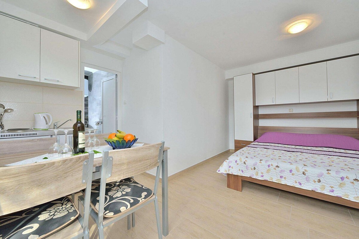 AS-23089-a Studio flat with terrace Bibinje, Zadar