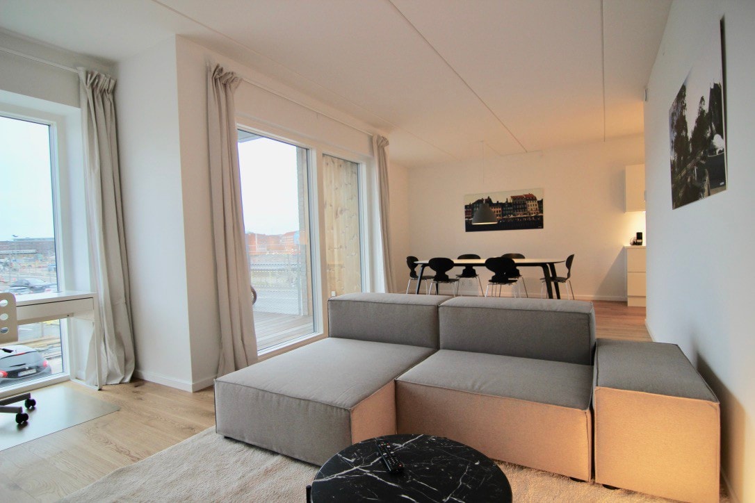 Fantastic 2-bed w/ balcony in North Habour