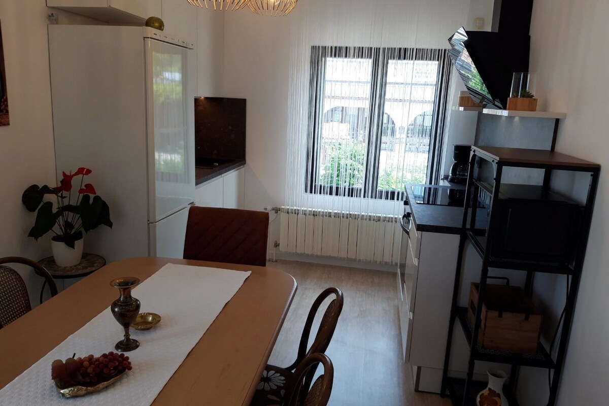 A-22846-a Three bedroom apartment with balcony and