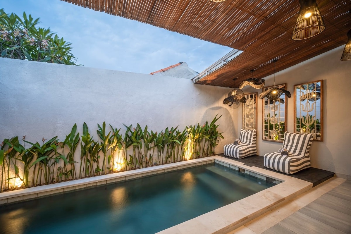 Private 3BR Villa: Style & Comfort w/ private Pool