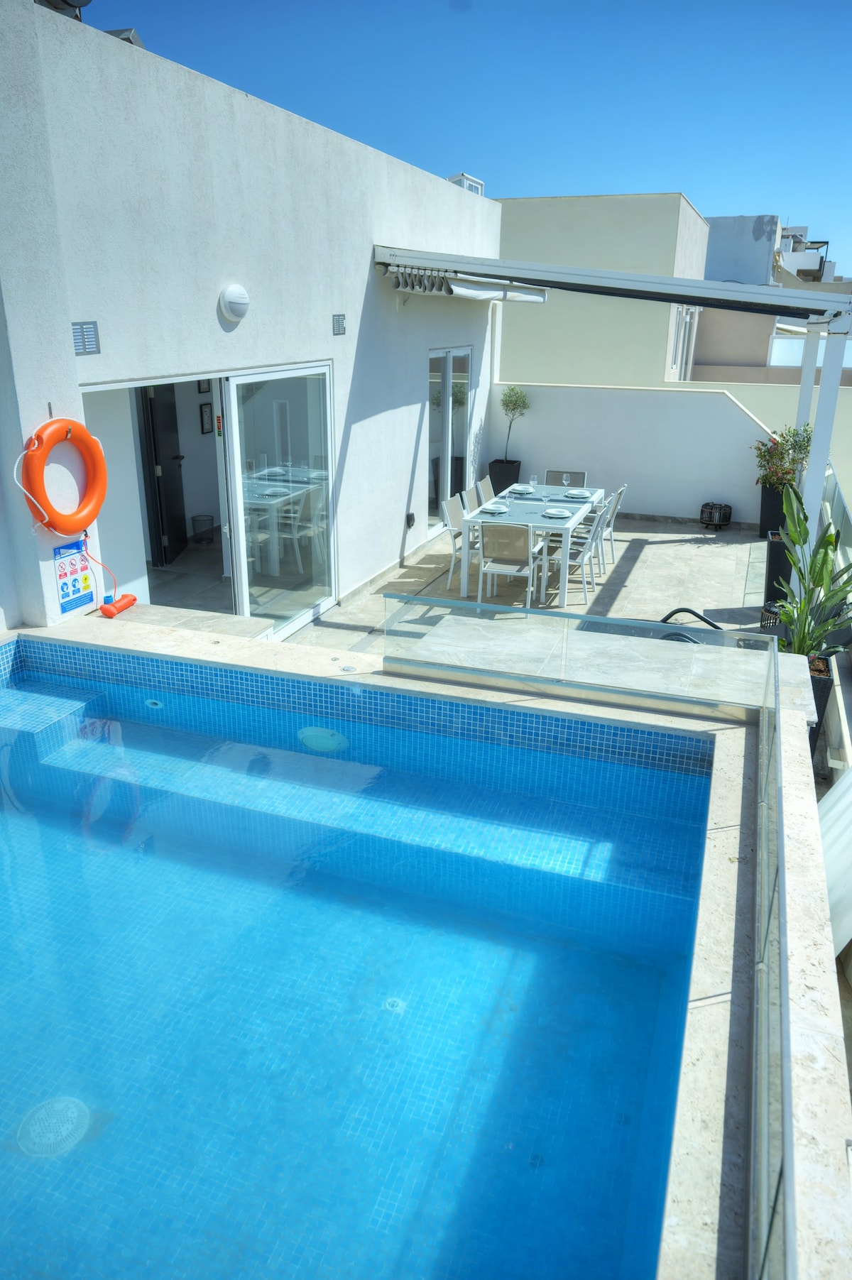 Elegant 2 bedrooms, large sun terrace, pool Gcat1-