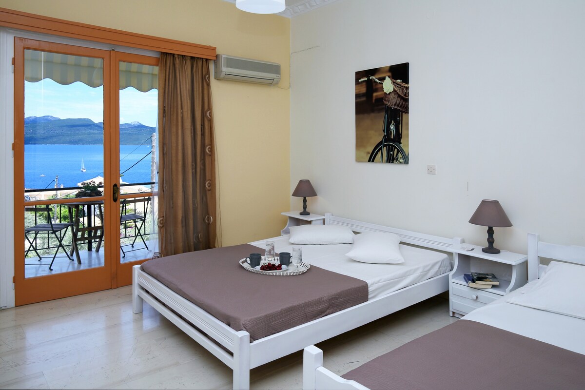 Tasoula Apartment with sea view M4
