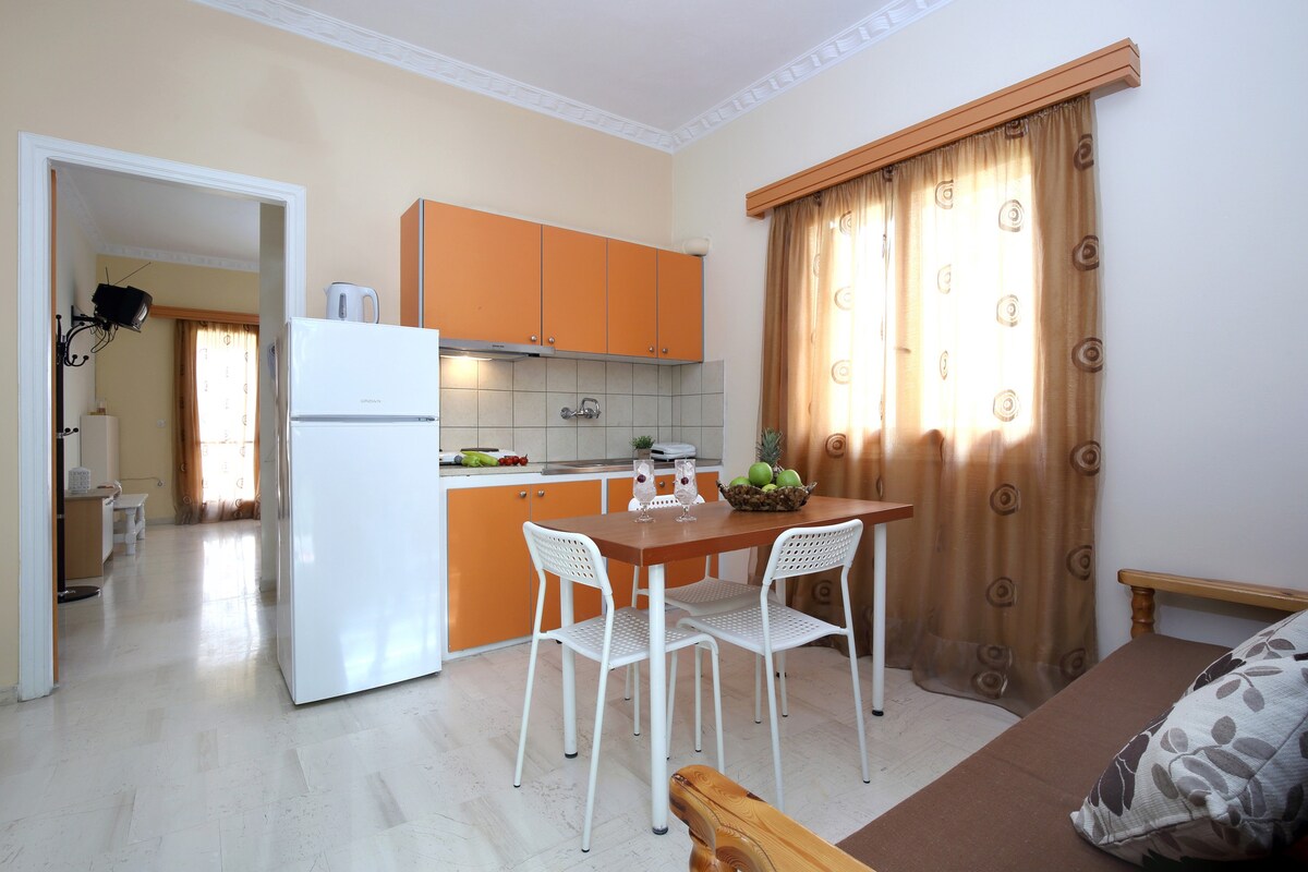 Tasoula Apartment with sea view M4