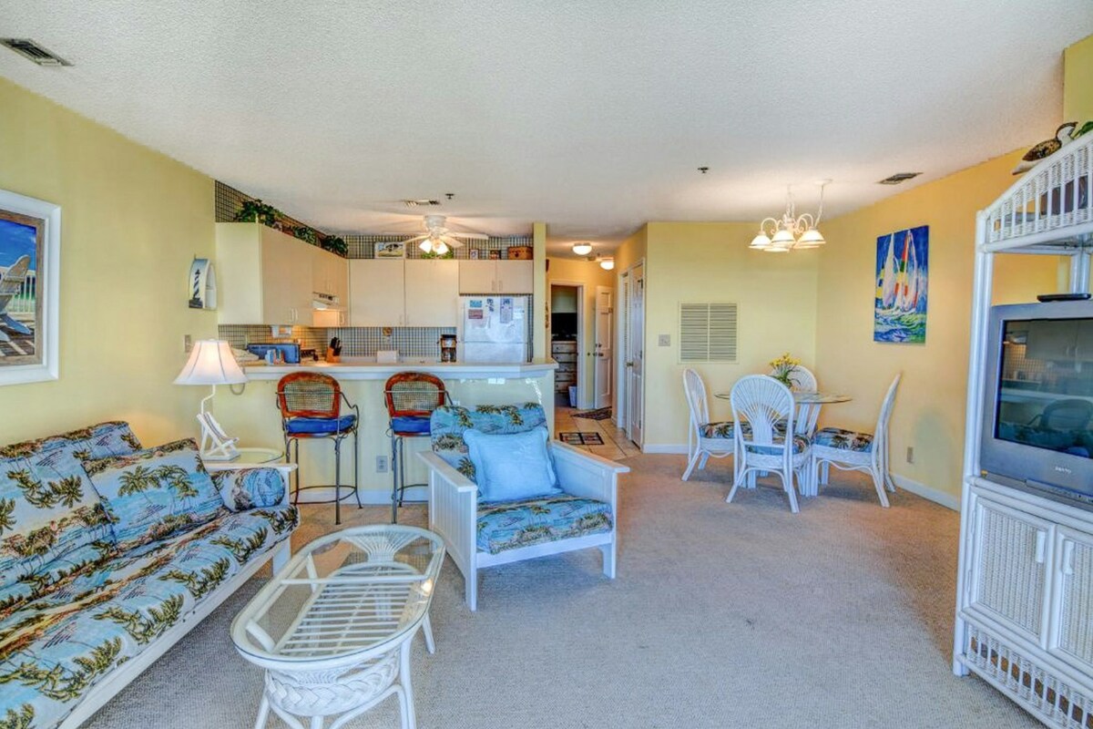 2BR Oceanfront | Hot Tub | Pool | Close to Golf