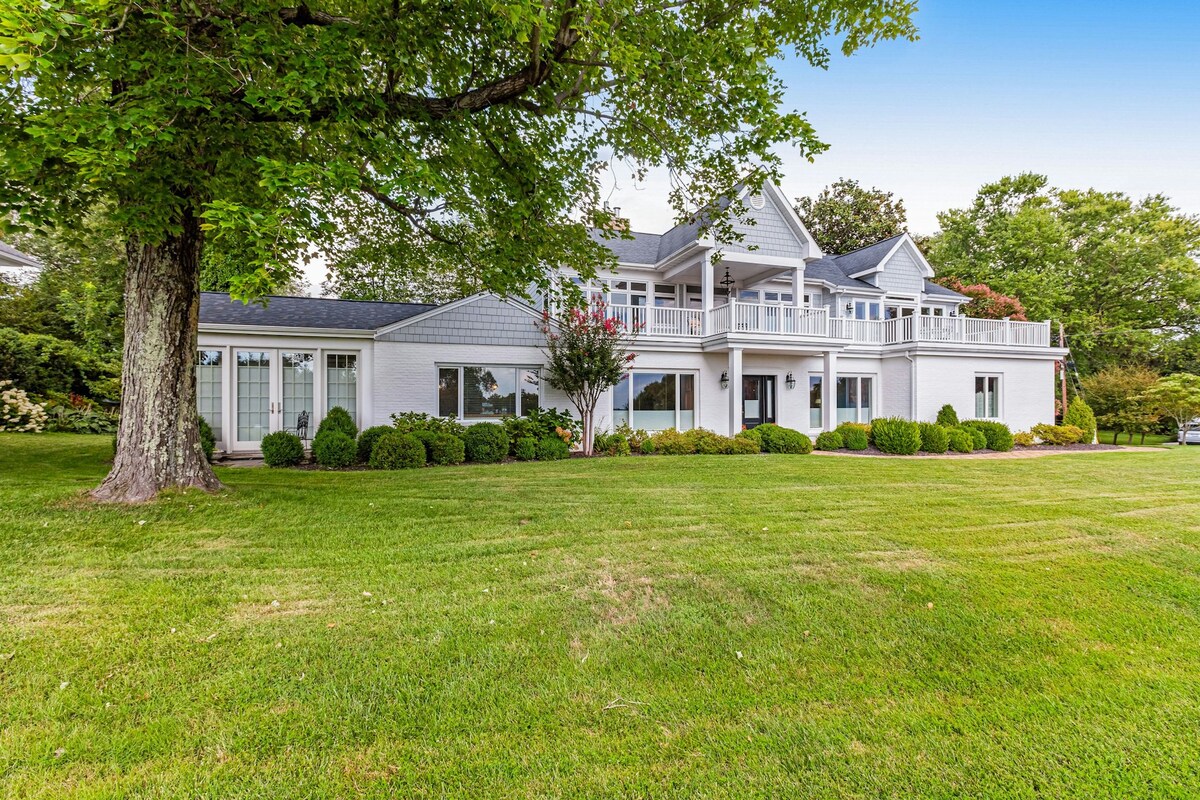 6BR elegant estate overlooking the Naval Academy