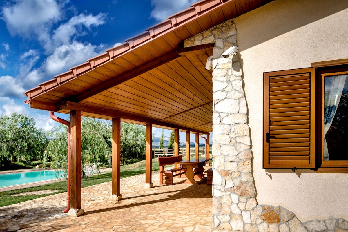 Villa Olive Grove immersed in unspoilt nature