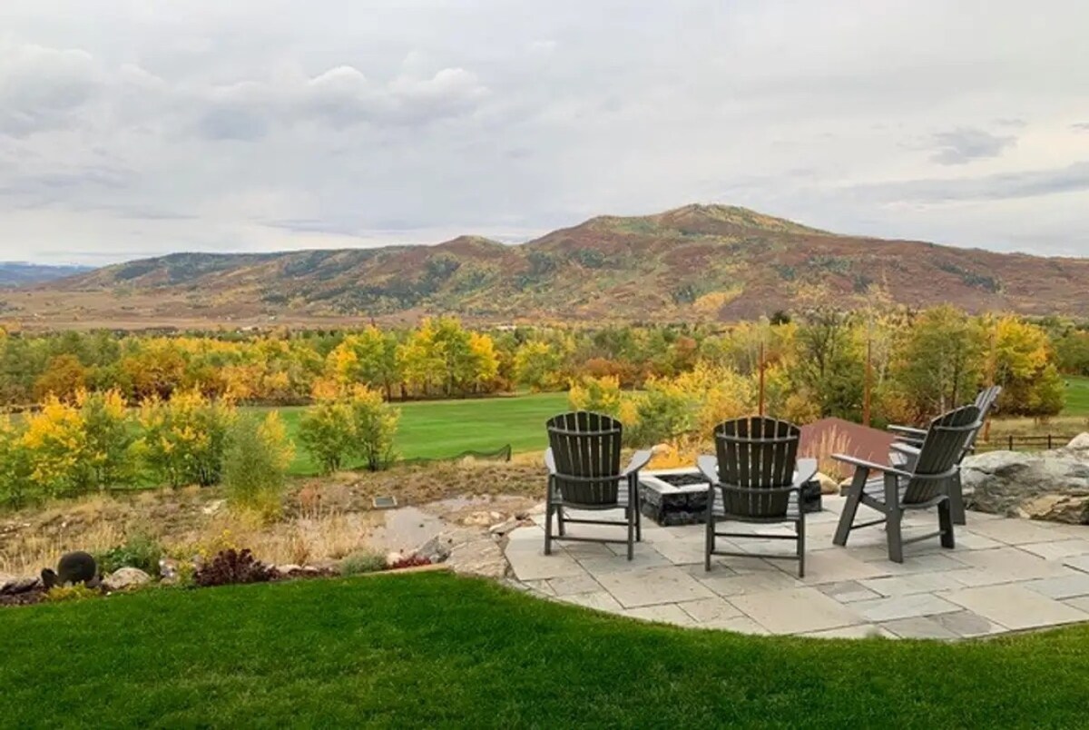 Luxury on Rollingstone Ranch Golf Course, A/C