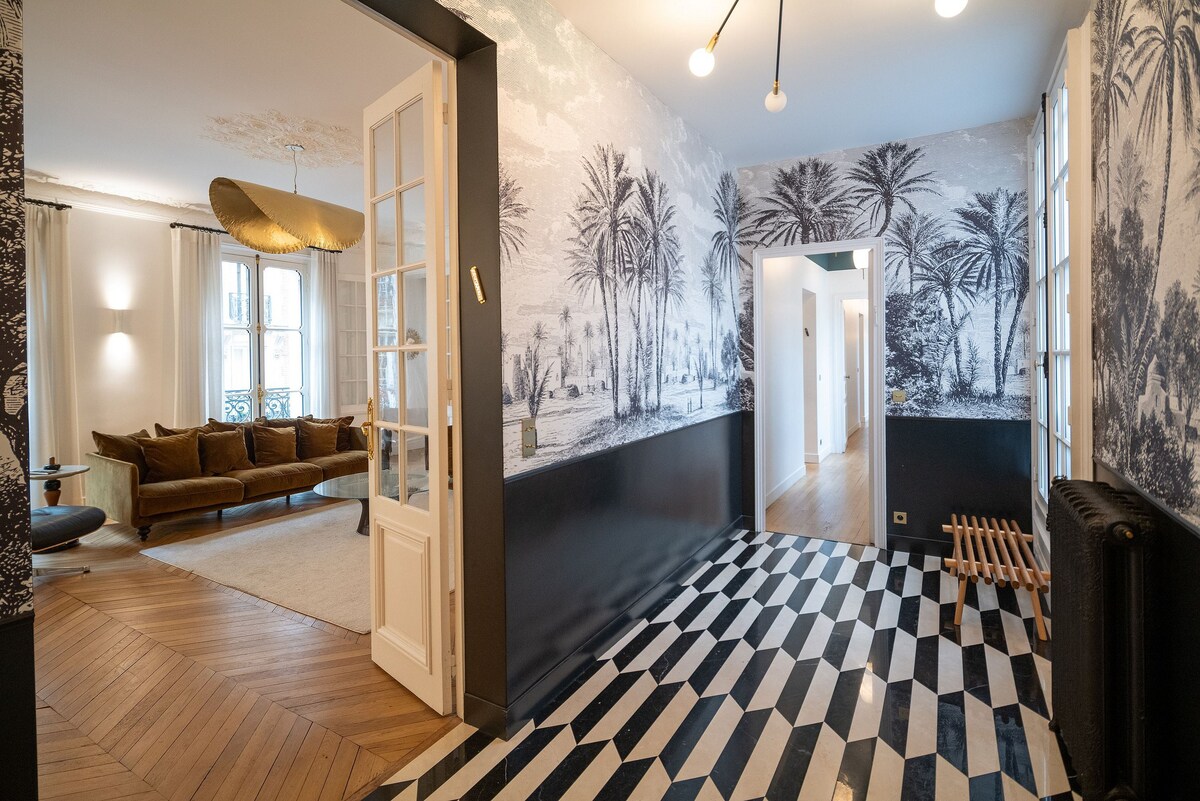 Par012 - Luxury 5 bedroom apartment in Paris 17