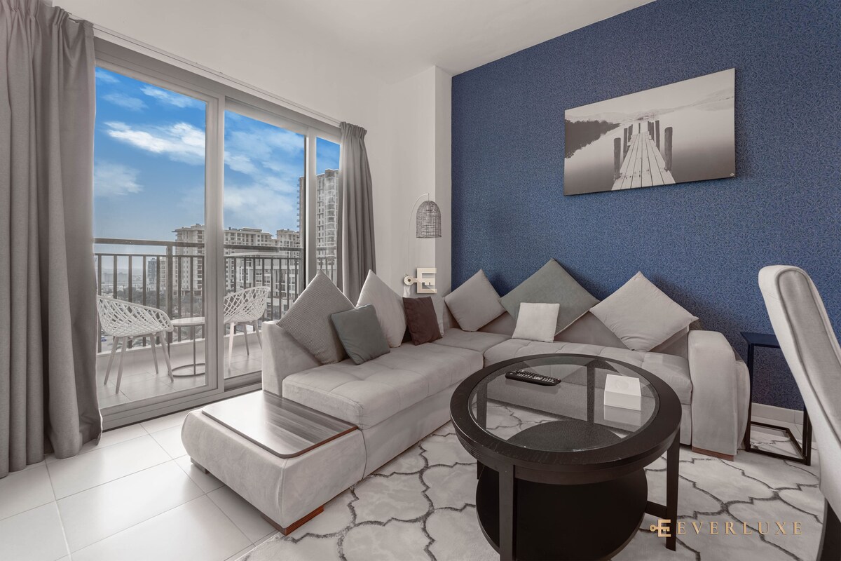 Warm 1 bedroom Apartment in Al Hayat Boulevard