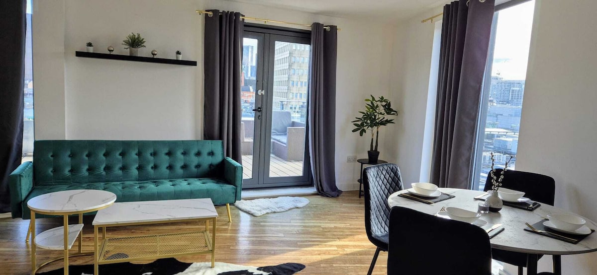 Manchester Penthouse - 2 Bedroom Apartment