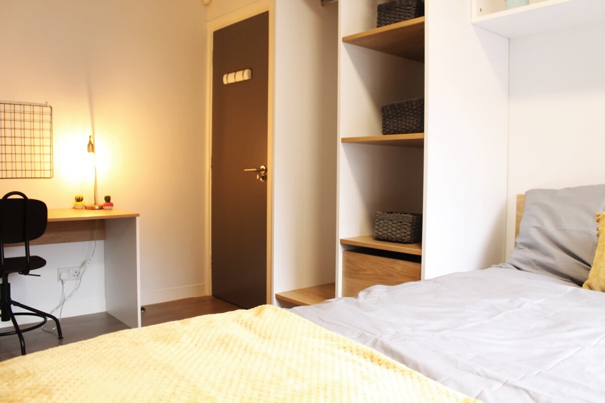 Student Only 4 Bed Non Ensuites at Regents Court