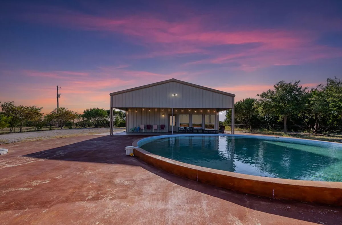Amazing Views + Private Pool - Twenty Mile Ranch!