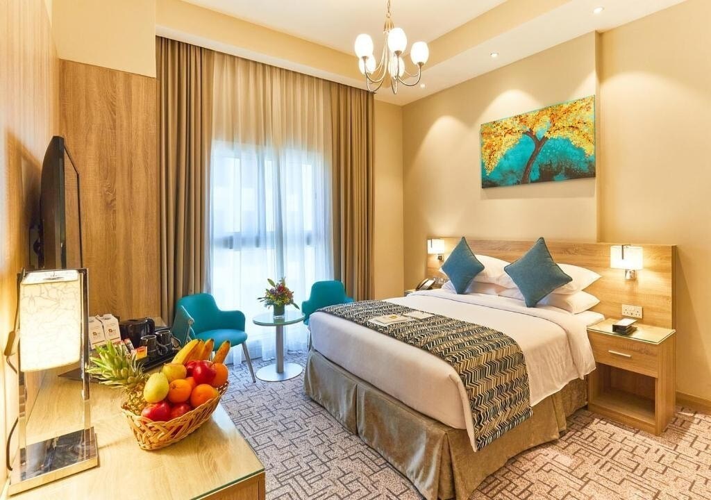 Classic Room Near Mall of Emirates By E R