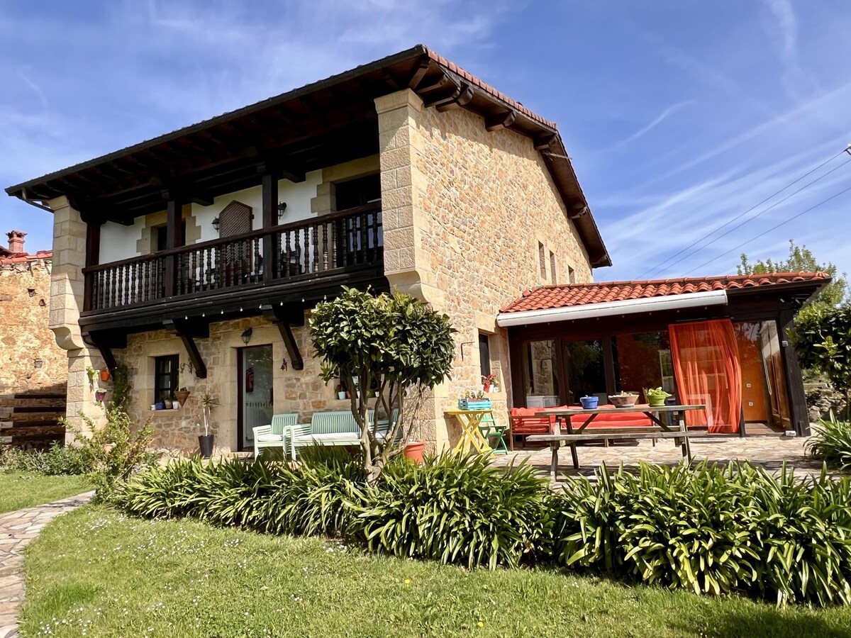 Wonderful mountain style house in Udías