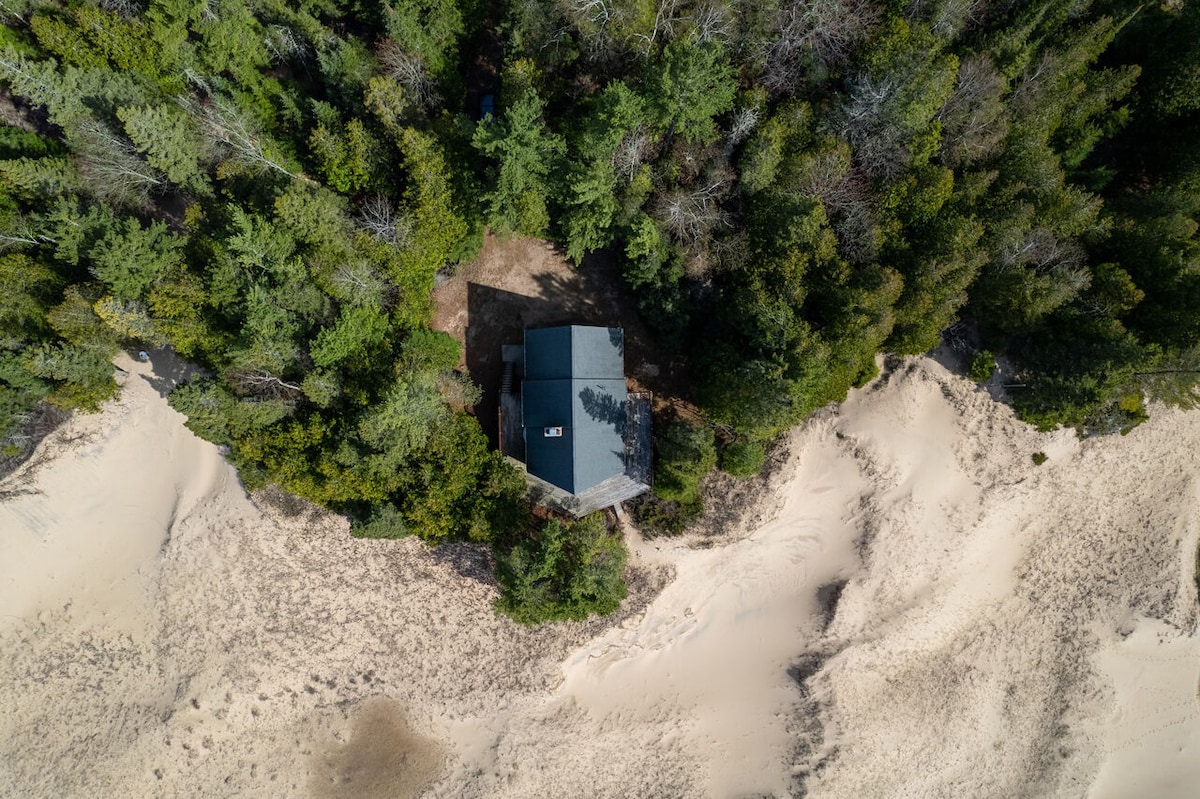 Captain's Watch: Lake Michigan sandy beach!