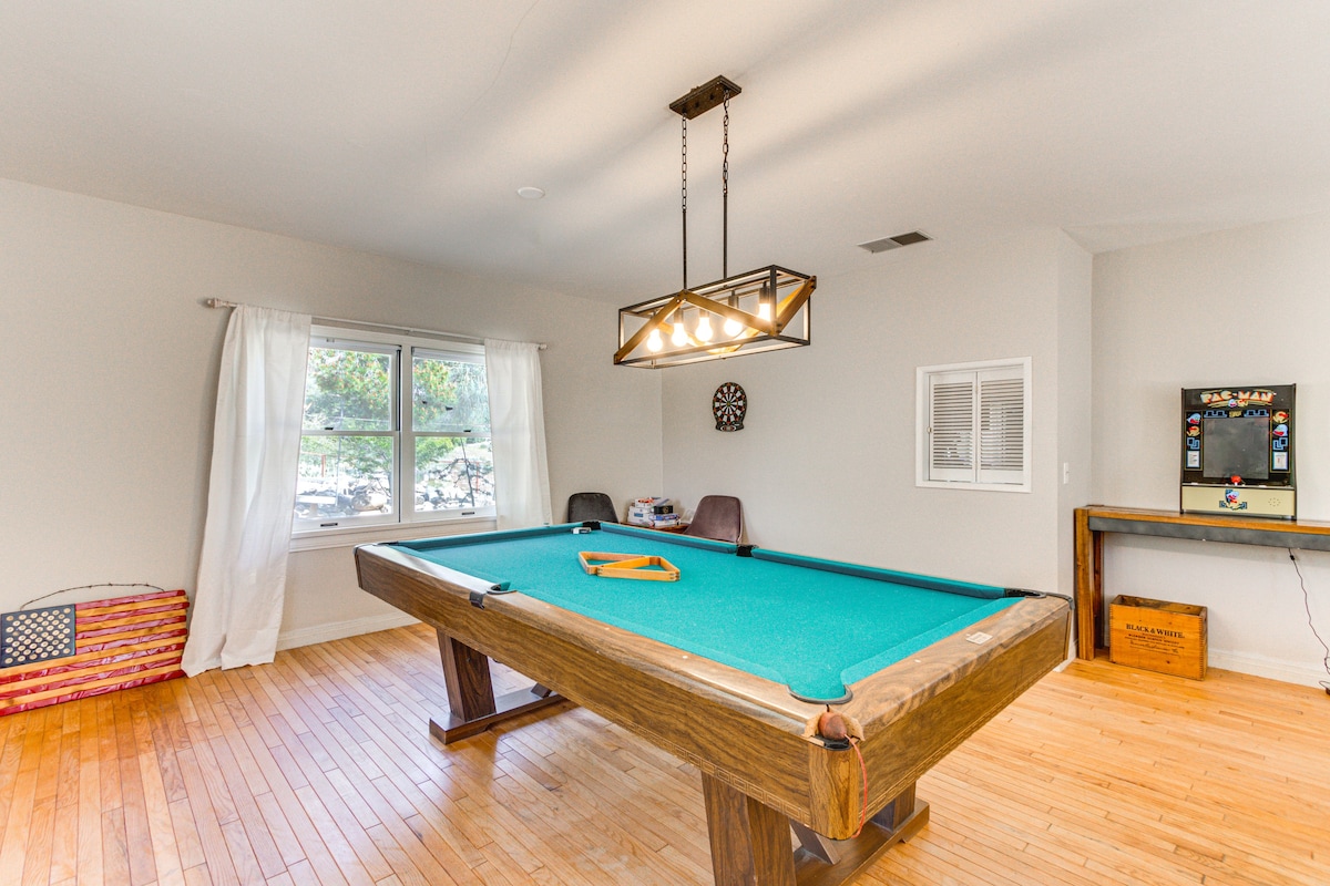 Beautiful Kernville Home w/ Game Room & Mtn Views!