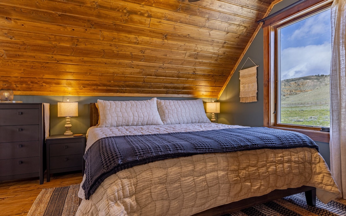 Lazy Bear Cabin ， Wapiti Valley的新家
