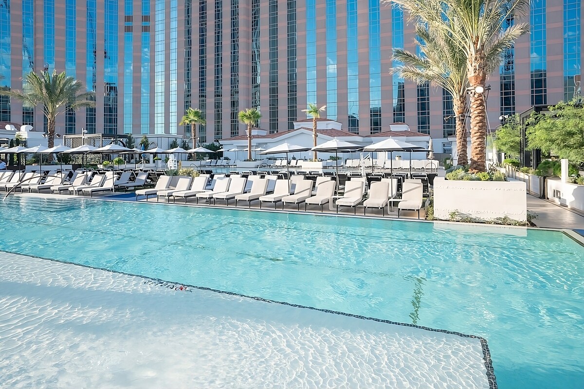 Luxury King Suite at The Venetian Resort Las Vegas