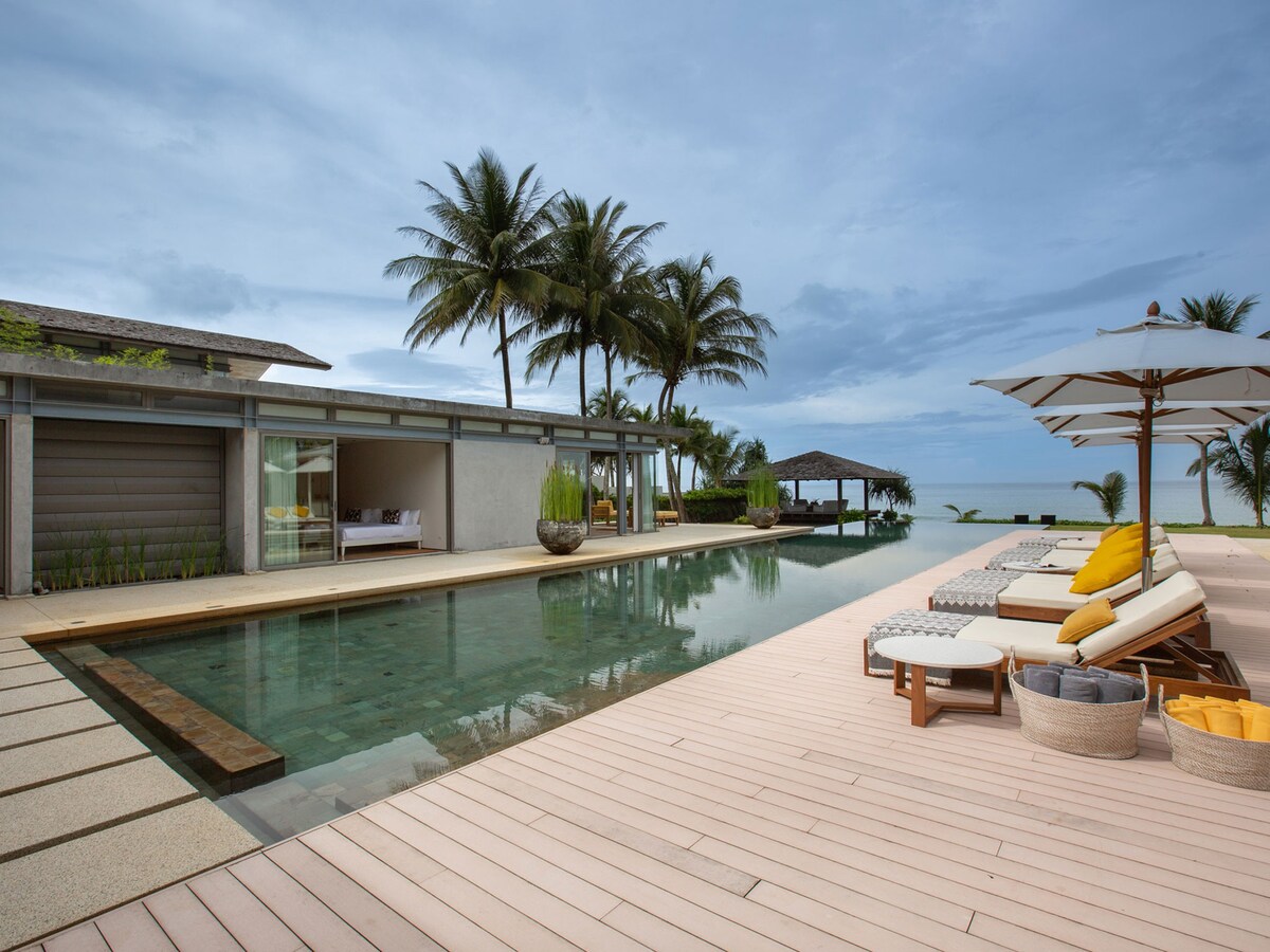 6BR Beachfront Villa w/ Pool & Chef | Natai Beach