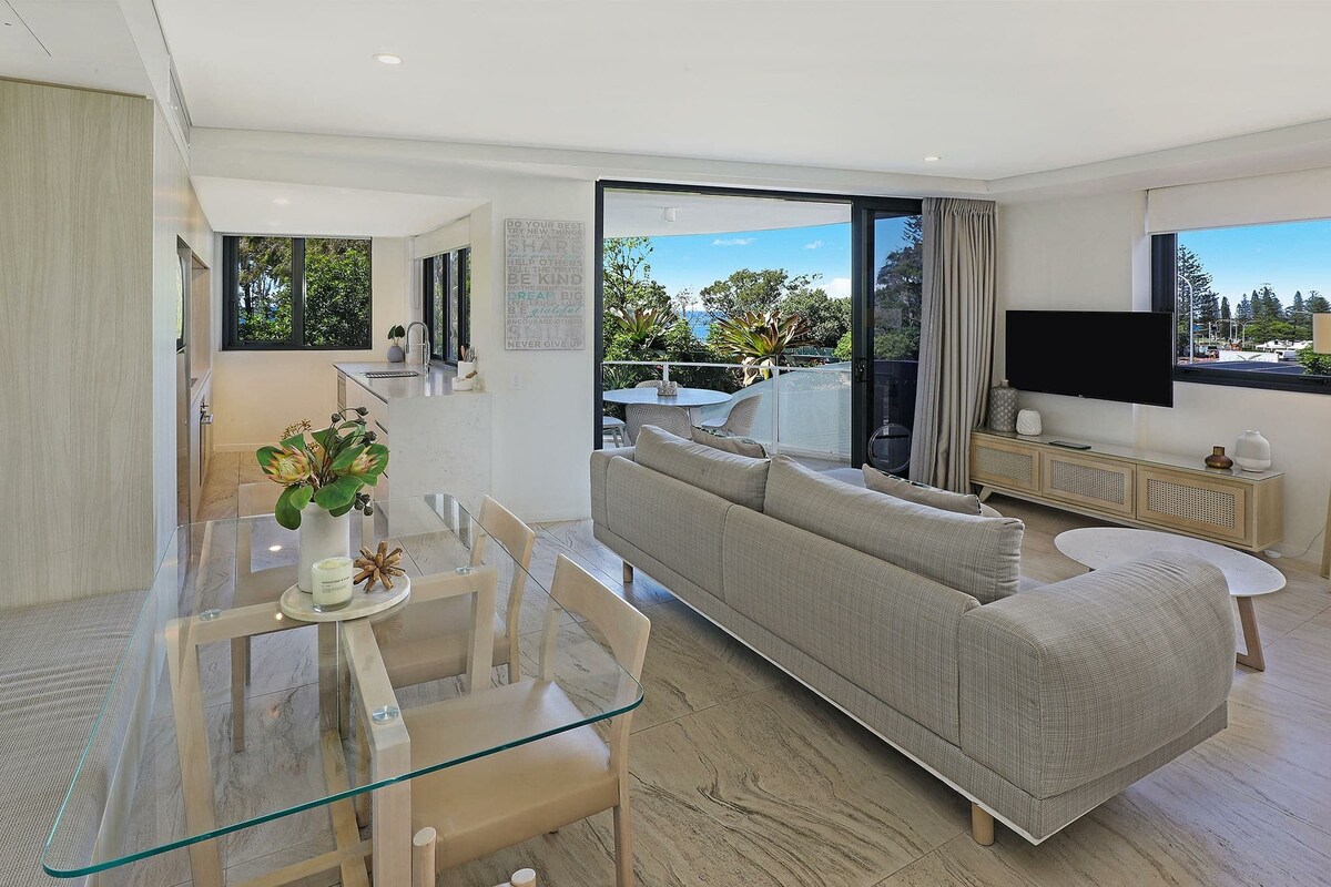 2 Bedroom Superior Apartment at Breeze Mooloolaba