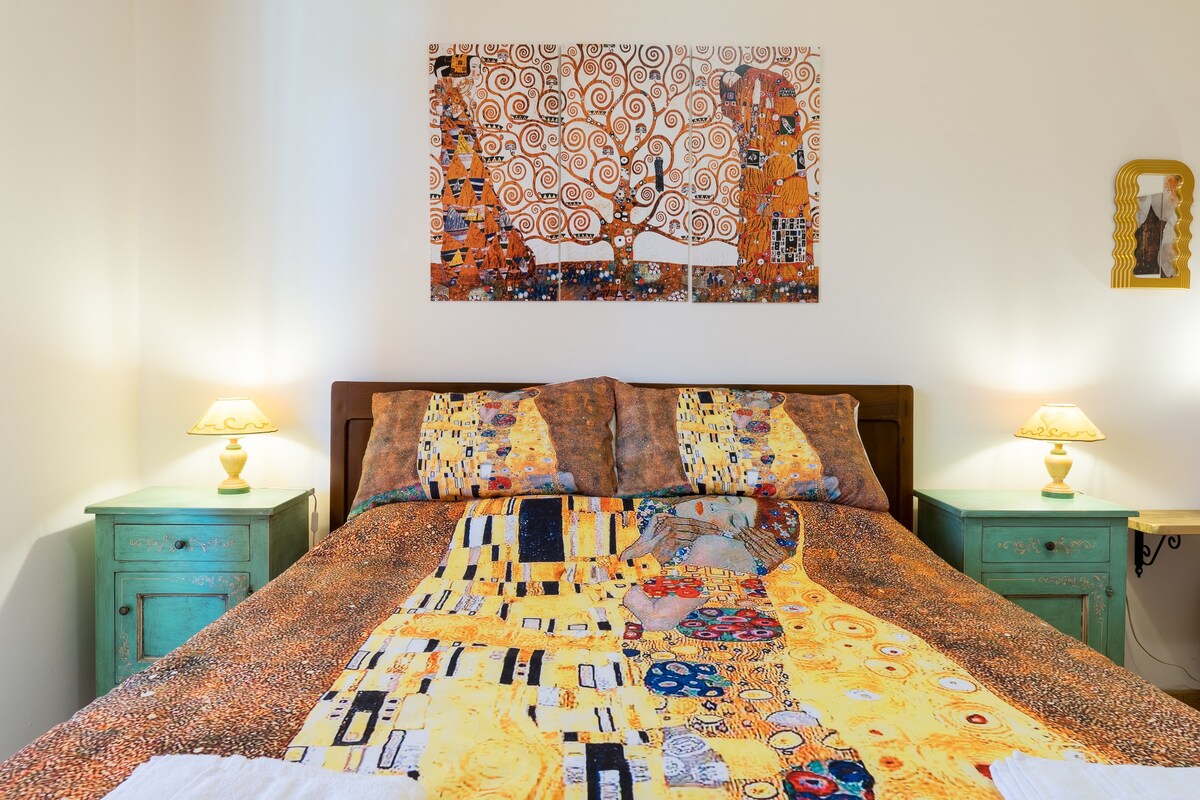 Art Rooms - Bansky Klimt
