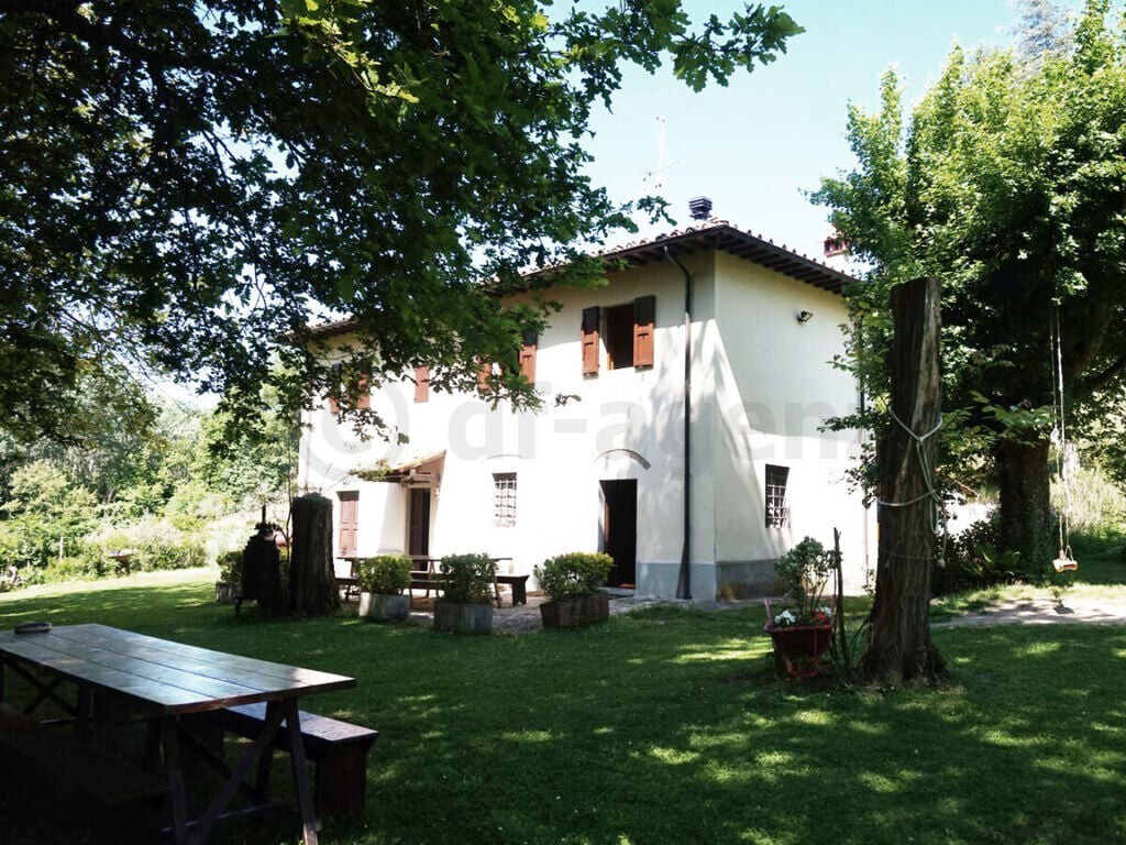 near Florence with private pool