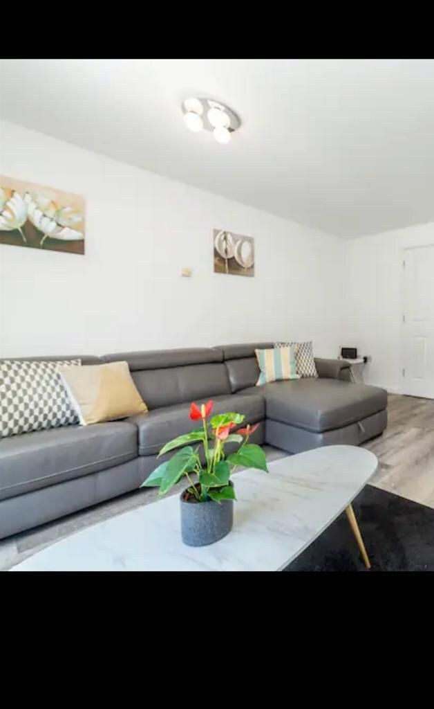 Immaculate 3-Bed Apartment Homes in London